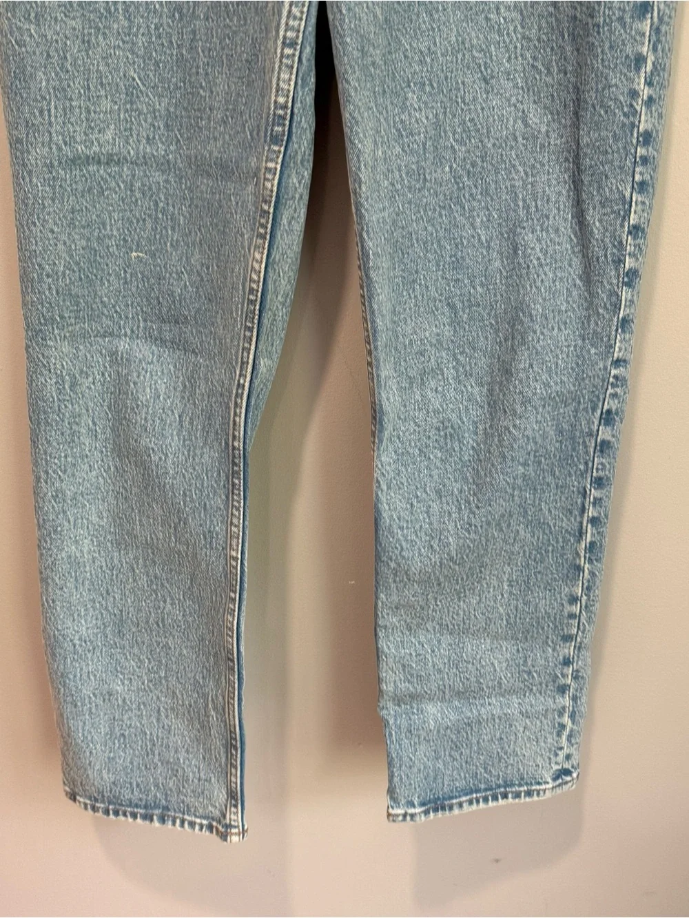 Abercrombie & Fitch Curve Love Ultra High Rise 90s Straight Jeans